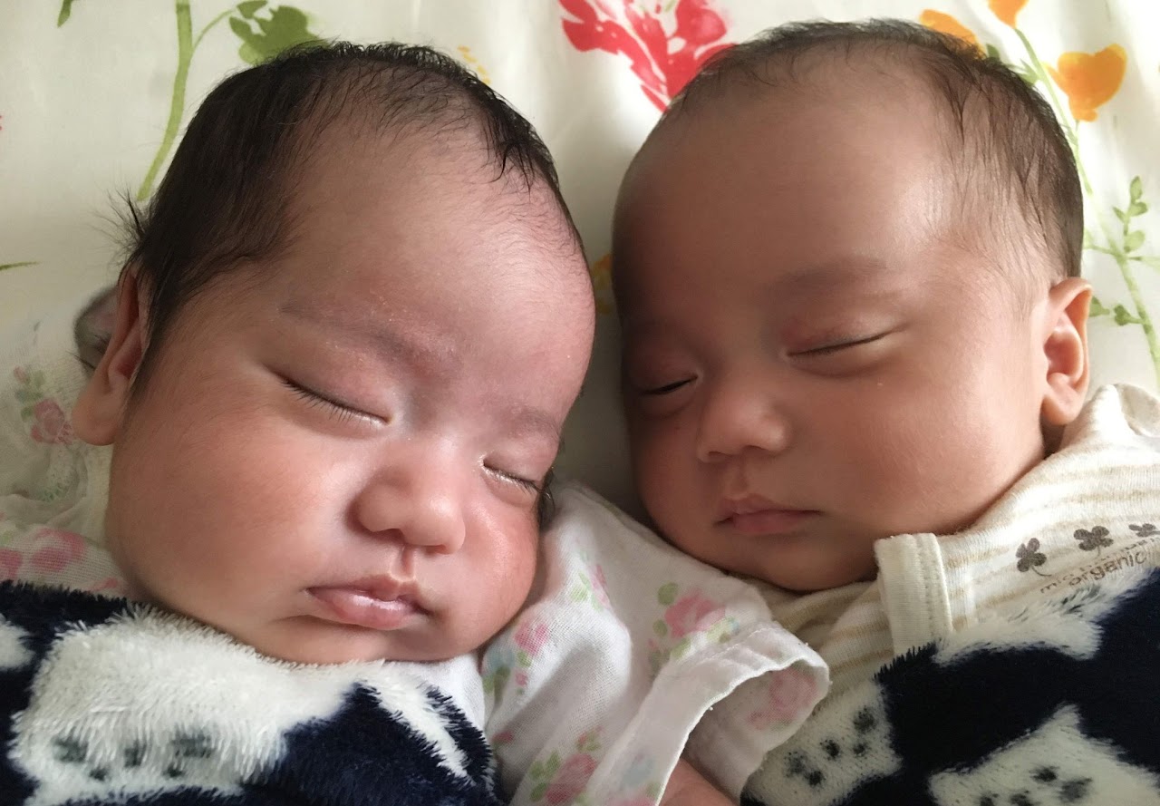 眠っている赤ちゃんの写真